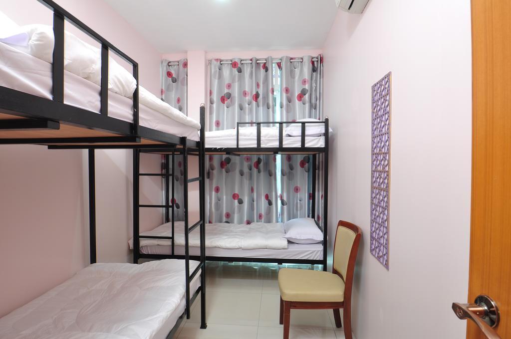 Orchid Hostel Бангкок Екстер'єр фото
